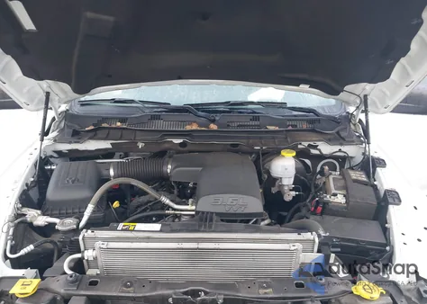 2023 Ram 1500 Classic Tradesman 4X2 8' Box from USA, damaged, VIN 3C6JR6DG3PG674693